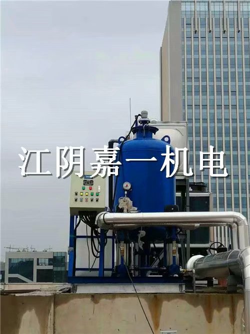7月初，我司及時安排技術(shù)前往武漢為集成水保機組設(shè)備調(diào)試及培訓(xùn)，設(shè)備調(diào)試運行成功！