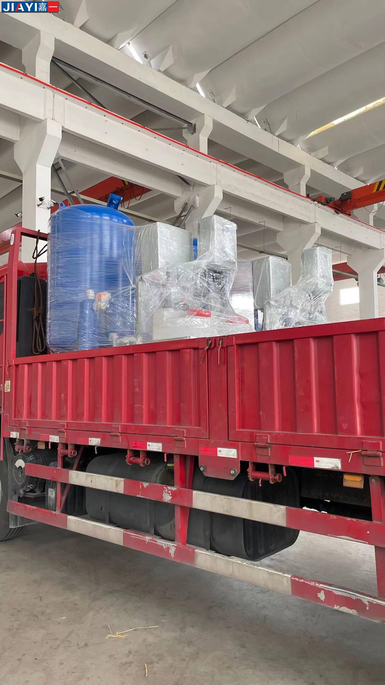 江蘇蘇州專車直達(dá)定壓補(bǔ)水機(jī)組2套，全自動加藥裝置2套，螺旋除污器2臺